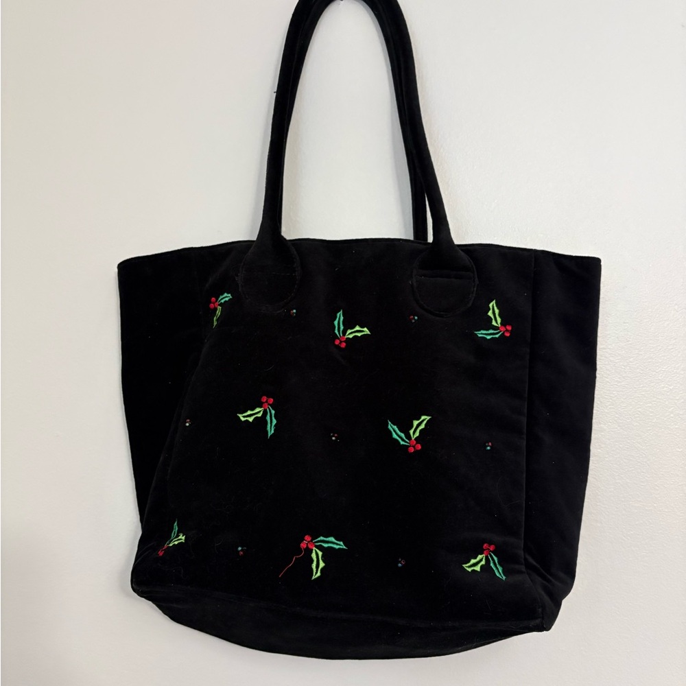 Elegant Black velvet Tote with Festive Embroidery - Picture 2 of 4